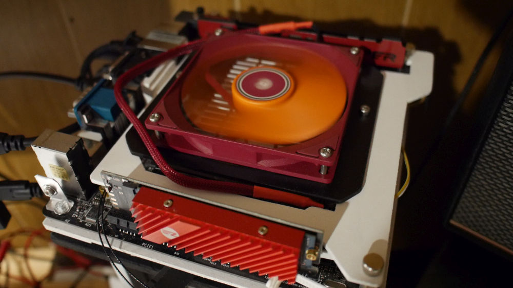 N100のサブパソコン